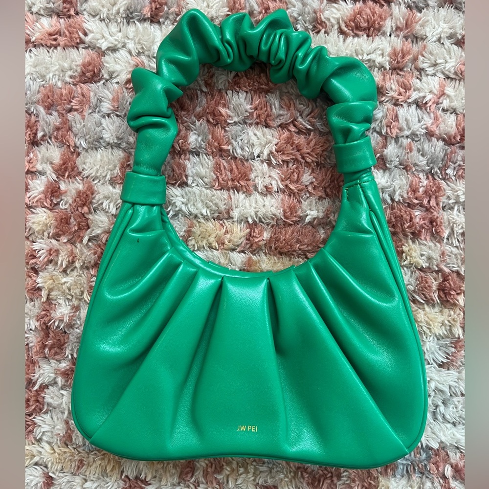 JWPEI green bag
